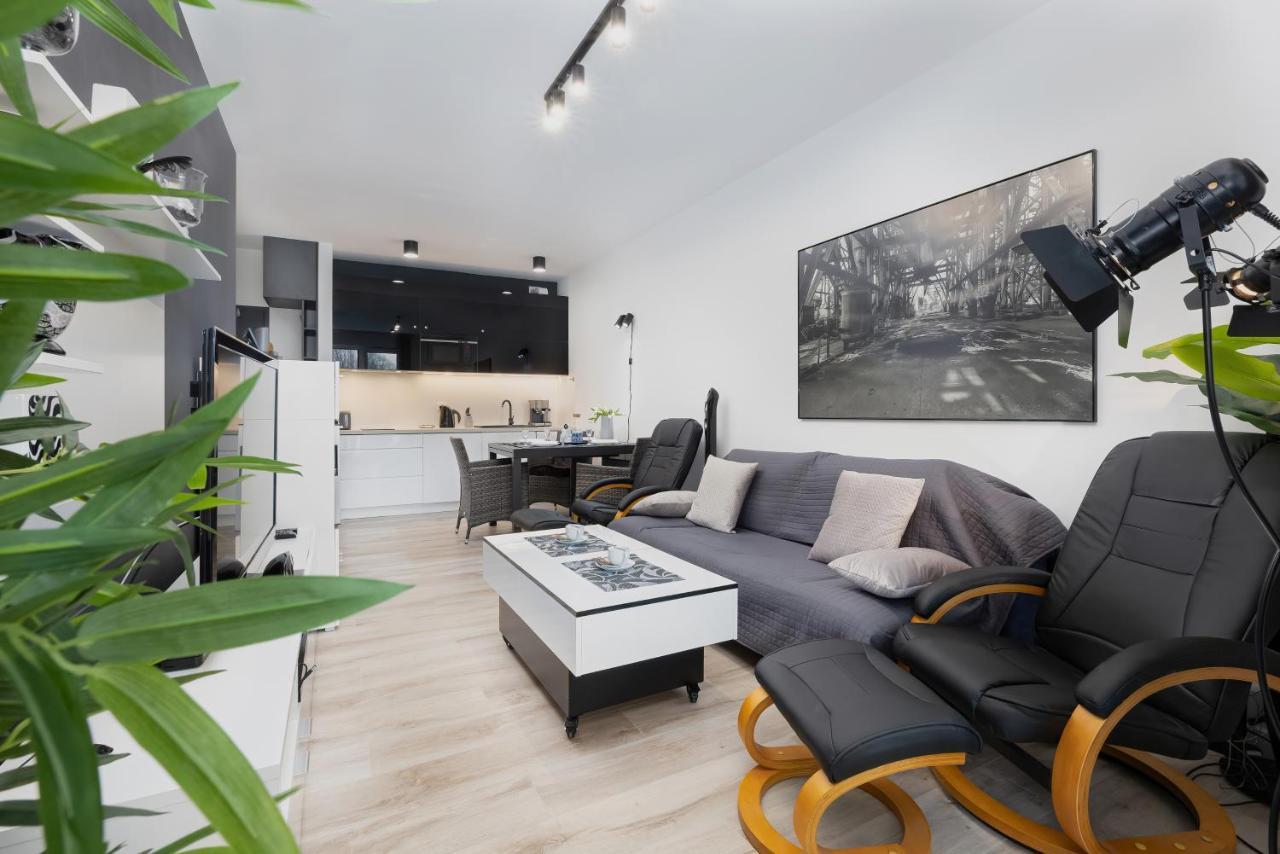 Platinium Apartment By Renters Prestige Rewal Eksteriør bilde
